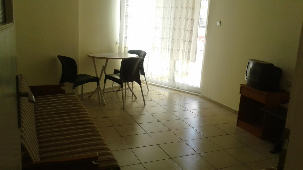 Ipek Apart Otel Аланя Екстериор снимка